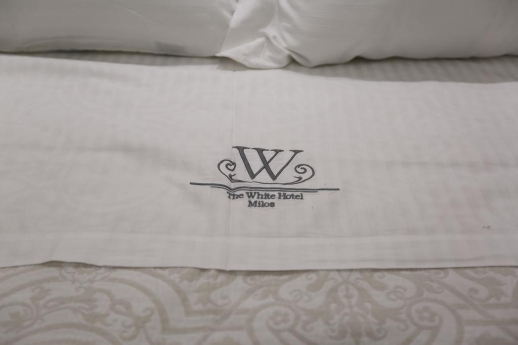 The White Suites Adámasz Kültér fotó