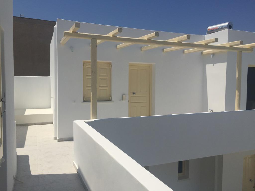 The White Suites Adámasz Kültér fotó